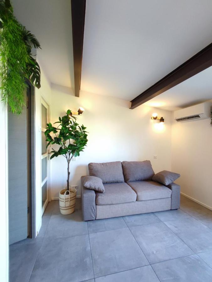 L'Ousto - Studio Avec Magnifique Terrasse A 5 Min De Cassis Roquefort-la-Bedoule Ngoại thất bức ảnh
